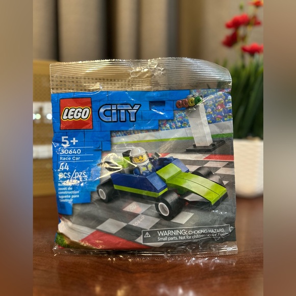 NEW 10 Lego Polybag Assorted City, Harry Potter, Disney, Dots, Creator, Friends - Picture 7 of 11